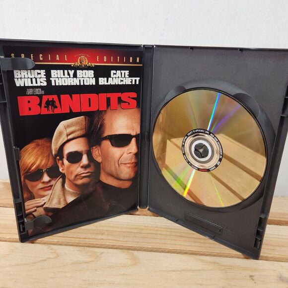 Bandits DVD - Picture 2 of 4